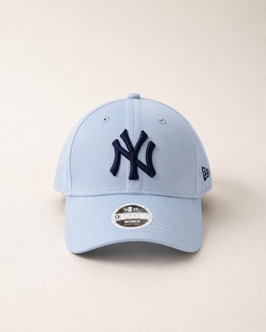 WOMEN NEW ERA 9 FORTY NEW YORK YANKEES CAP